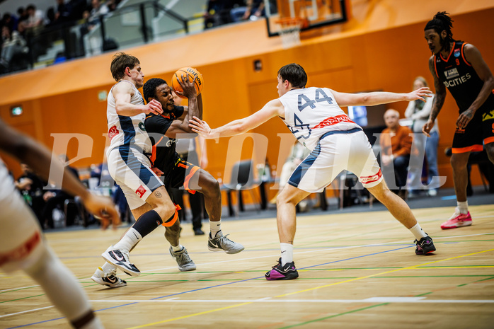 Basketball, Win2Day Superliga 2023/24, 1. Qualifikationsrunde, Vienna Timberwolves, Fürstenfeld Panthers, Hegel Augustin (17)
