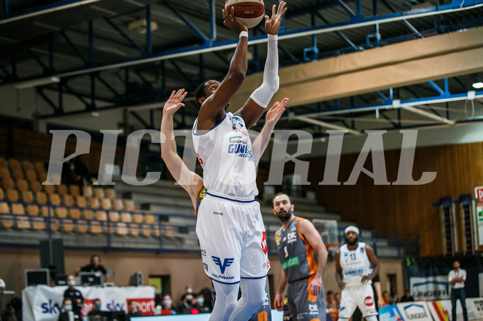 Basketball, bet-at-home Basketball Superliga 2020/21, Grunddurchgang 8. Runde, Oberwart Gunners, Klosterneuburg Dukes, Nigel Pruitt (11)