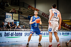 Basketball, bet-at-home Basketball Superliga 2021/22, Grunddurchgang Runde 14, Oberwart Gunners, Vienna D.C. Timberwolves, Nemanja Nikolic (6)