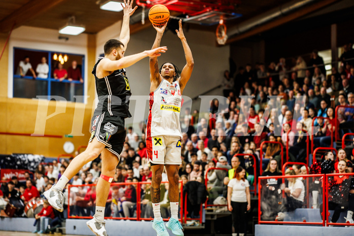 Basketball, win2day Basketball Superliga 2023/24, Grunddurchgang 21.Runde, Traiskirchen Lions, Flyers Wels, Demarcus Demonia (4)