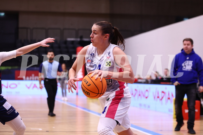 04.02.2024, Graz, Raiffeisen Sportpark, Basketball Damen Superliga 2023/24, Grunddurchgang 11.Runde, UBSC-DBBC Graz - SKN St. Pölten Frauen ,  