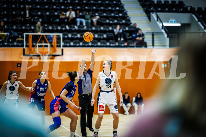 Basketball, Win2Day Basketball Damen Superliga 2023/24, Grunddurchgang 4.Runde, Vienna Timberwolves, UBSC-DBBC Graz, Ajla Meskic (10), Bianca-Alexandra Rantz (18)