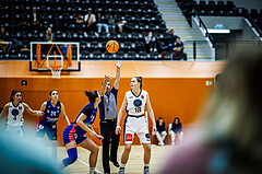Basketball, Win2Day Basketball Damen Superliga 2023/24, Grunddurchgang 4.Runde, Vienna Timberwolves, UBSC-DBBC Graz, Ajla Meskic (10), Bianca-Alexandra Rantz (18)