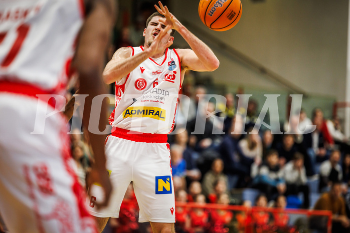 Basketball, win2day Basketball Superliga 2024/25, Grunddurchgang 18.Runde, Traiskirchen Lions, UBSC Graz, Aleksej Kostic (6)