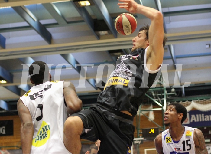Basketball ABL 2015/16 Grunddurchgang 5.Runde Gmunden Swans vs. Traiskirchen Lions