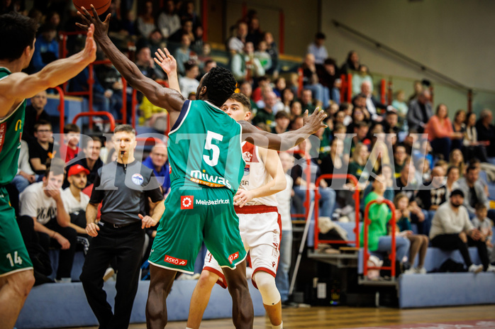 Basketball, win2day Basketball Superliga 2022/23, Grunddurchgang 7.Runde, Traiskirchen Lions, Kapfenberg Bulls, 