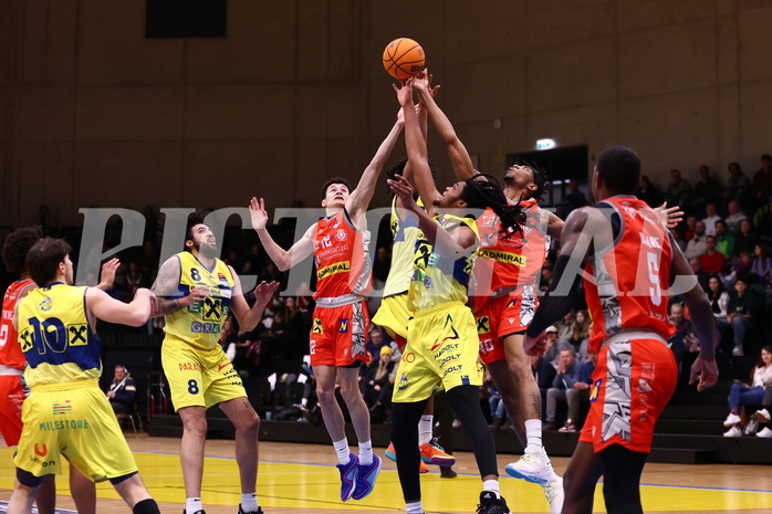 13.01.2024, Graz, Raiffeisen Sportpark Graz, Basketball Superliga 2023/24, Grunddurchgang, Runde 18, UBSC Raiffeisen Graz - Arkadia Traiskirchen Lions