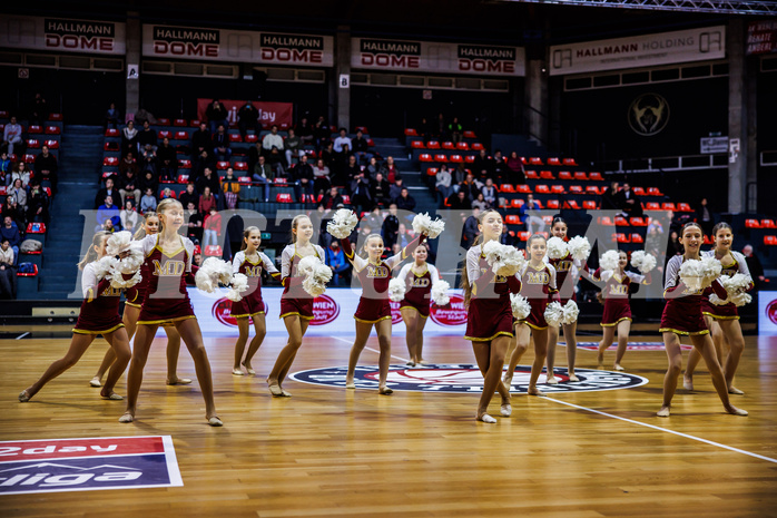 Basketball, Win2Day Superliga 2024/25, Grunddurchgang 13.Runde, BC Vienna, Traiskirchen Lions, Cheerleader
