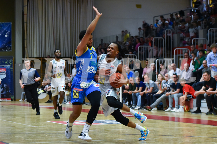Win2Day Basketball Superliga 2022/23, Playoff,
Viertelfinale Spiel 1, Flyers Wels vs SKN St. Pölten Win2Day Basketball Superliga 2022/23, Playoff,
Viertelfinale Spiel 1, Flyers Wels vs SKN St. Pölten