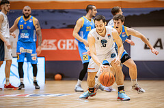 Basketball, Win2Day Superliga 2022/23, Grunddurchgang 22.Runde, Vienna Timberwolves, SKN St. Pölten Basketball, Jakob Szkutta (10), Roman Jagsch (9)