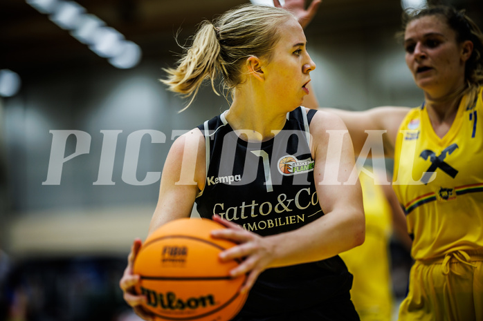 Basketball, Win2Day Basketball Damen Superliga 2023/24, Grunddurchgang 2.Runde, SKN St.Pölten, Basket Flames, Isabelle Fleischanderl (7)