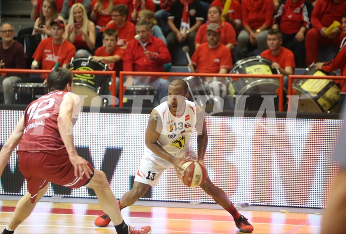 Basketball ABL 2015/16 Playoff Halbfinale Spiel 3 Traiskirchen Lions vs. WBC Wels
Basketball ABL 2015/16 Playoff Halbfinale Spiel 3 Traiskirchen Lions vs. WBC Wels