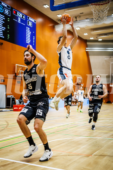 Basketball, Basketball Zweite Liga 2024/25, Grunddurchgang 8.Runde, Vienna Timberwolves, Güssing Blackbirds, Luka Gaspar (15), Valentin Siegmund (0)
