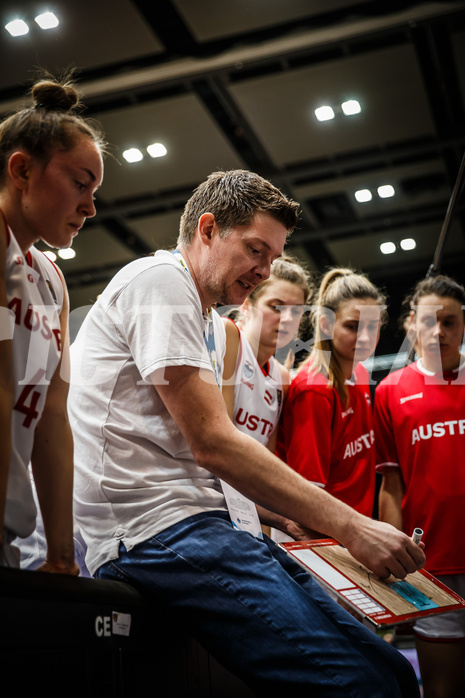 Basketball, FIBA Women´s Eurobasket Qualifiers 2023, , Österreich, Montenegro, Hubert Schmidt (Ass. Coach)