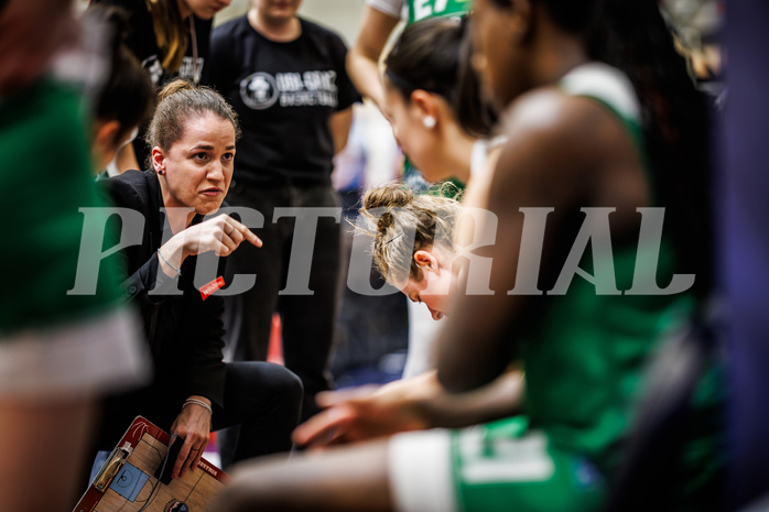 Basketball, Win2Day Basketball Damen Superliga 2023/24, Playoff, Finale Spiel 3, SKN St. Pölten, UBI Graz, Tanja Kuzmanovic (Head Coach)
