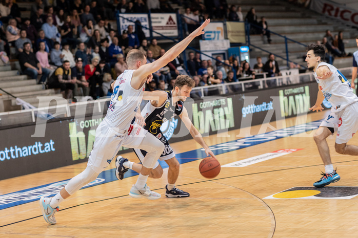Basketball, Basketball Superliga 2022/23, 1. Platzierungsrunde, Oberwart Gunners, Gmunden Swans, Edi Patekar (9), Lukas Schartm