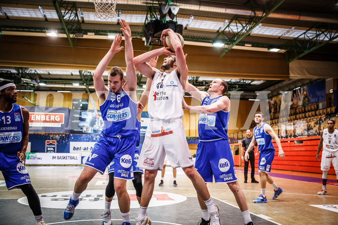 Basketball, bet-at-home Basketball Superliga 2020/21, Platzierungsrunde 9.Runde, Kapfenberg Bulls, Oberwart Gunners, Alexander James Herrera (44)