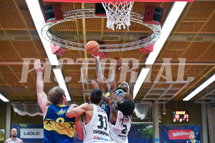 Basketball, Superliga 2024/25, 9. Plazierungsrunde, Flyers Wels vs. UBSC Graz,