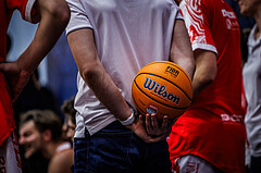 Basketball, Win2Day Superliga 2024/25, Grunddurchgang 15.Runde, Traiskirchen Lions, Fuerstenfeld Panthers, feature, Ball