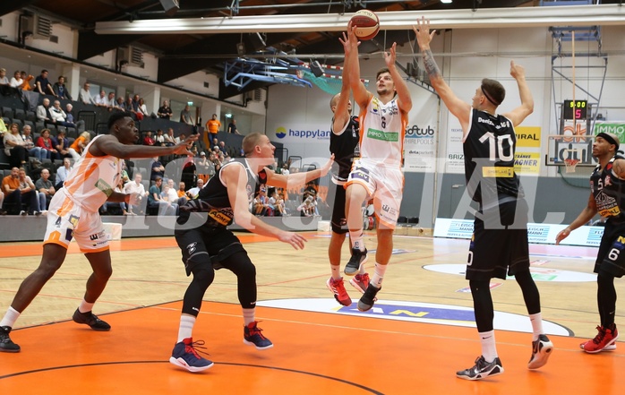 Basketball Basketball Superliga 2019/20, Grunddurchgang 1.Runde BK Dukes vs. Traiskirchen Lions


