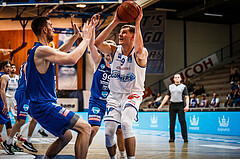 Basketball, bet-at-home Basketball Superliga 2021/22, Grunddurchgang Runde 14, Oberwart Gunners, Vienna D.C. Timberwolves, Edi Patekar (9)