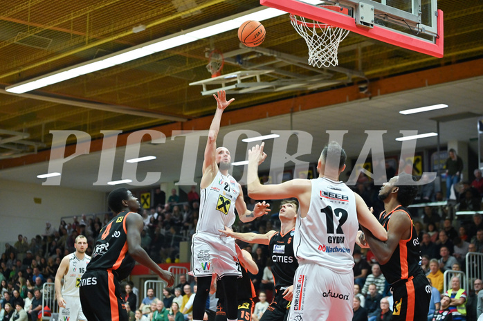 Basketball, Superliga 2023/24, Grunddurchgang 15. Runde, Flyers Wels vs. Fürstenfeld Panthers,
