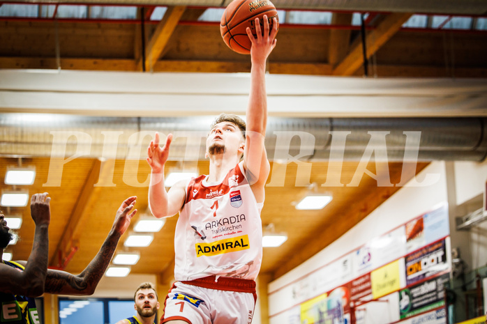 Basketball, win2day Basketball Superliga 2022/23, 8. Qualifikationsrunde, Traiskirchen Lions, UBSC Graz, David Makivic (1)