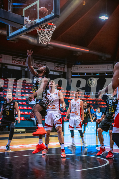 Basketball, Win2Day Superliga 2022/23, 1. Platzierungsrunde, BC Vienna, Flyers Wels, Austen Awosika (10)