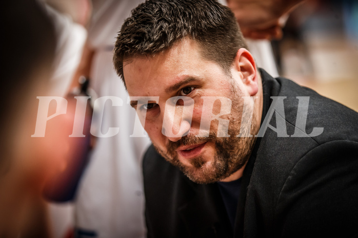 Basketball, bet-at-home Basketball Superliga 2021/22, Playoffs, Viertelfinale Spiel 3, Oberwart Gunners, Kapfenberg Bulls, Horst Leitner (Coach)