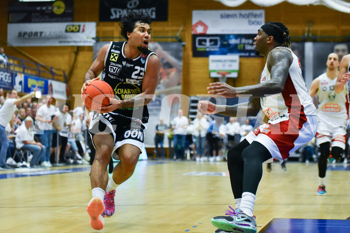 Win2Day Basketball Superliga 2022/23, Playoff,Finale Spiel 1, Swans Gmunden vs BC Vienna,