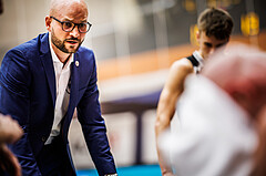 Basketball, Basketball Austria Cup 2023/24, Achtelfinale Spiel 2, Vienna Timberwolves, Flyers Wels, Sebastian Waser (Head Coach)