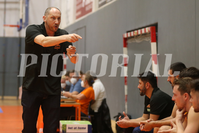 Basketball Superliga 2021/22, NÖ-Cup Klosterneuburg Dukes vs. SKN St.Pölten


