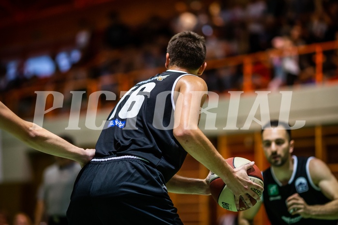 Basketball, Basketball Zweite Liga, Grunddurchgang 1.Runde, COLDA MARIS BBC Nord Dragonz, Swarco Raiders Tirol, Benjamin Medic (16)