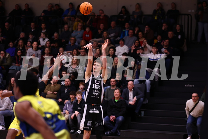 04.02.2024, Graz, Raiffeisen Sportpark Graz, Basketball Superliga 2023/24, Grunddurchgang, Runde 20, UBSC Raiffeisen Graz - OCS Capital Bulls 