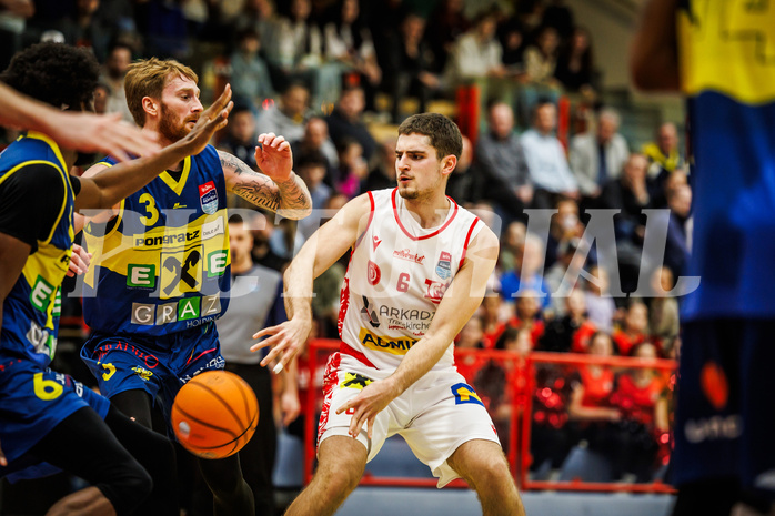 Basketball, win2day Basketball Superliga 2024/25, Grunddurchgang 18.Runde, Traiskirchen Lions, UBSC Graz, Aleksej Kostic (6)#