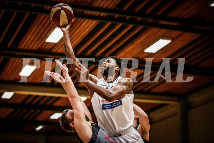 Basketball, 2.Bundesliga, Playoff VF Spiel 2, Mattersburg Rocks, Villach Raiders, Arnold FRIPP (55)
