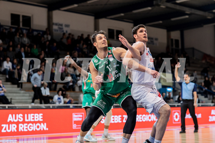 Basketball, Basketball Superliga 2022/23, Grunddurchgang Runde 21 , Oberwart Gunners, Kapfenberg Bulls, Nemanja Krstic (12), John Joseph Rauch (11)