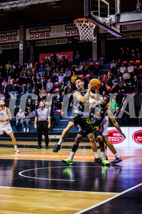 Basketball, Win2Day Superliga 2024/25, Grunddurchgang 10.Runde, BC Vienna, Fürstenfeld Panthers, Felix Leindecker (6)