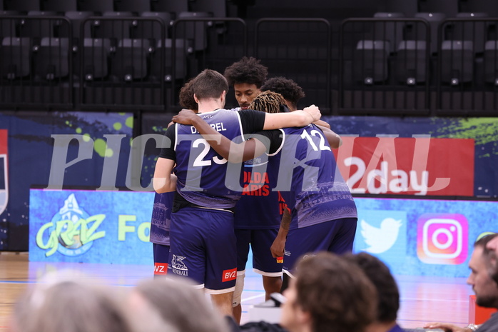 27.09.2024, Graz, Raiffeisen Sportpark Graz, Basketball Superliga 2024/25, Grunddurchgang, Runde 1, UBSC Raiffeisen Graz - COLDAMARIS BBC Nord Dragonz