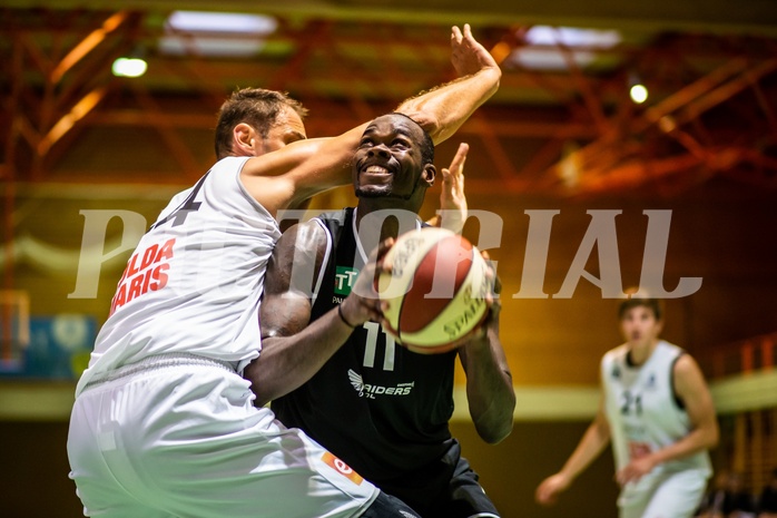 Basketball, Basketball Zweite Liga, Grunddurchgang 1.Runde, COLDA MARIS BBC Nord Dragonz, Swarco Raiders Tirol, John Franklyn Gardiner (11)