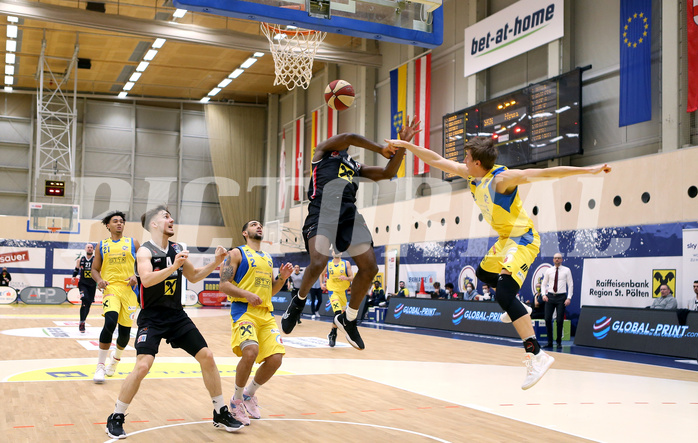 Basketball Superliga 20120/21, 4. Plazierungsrunde SKN St.Pölten vs. Flyers Wels


