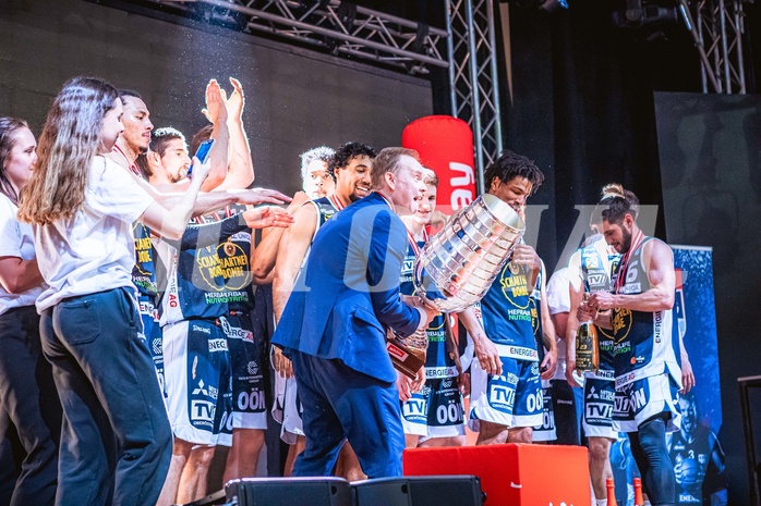 Basketball, Win2Day Superliga 2022/23, Playoff, Finale Spiel 4, BC Vienna, Gmunden Swans, 