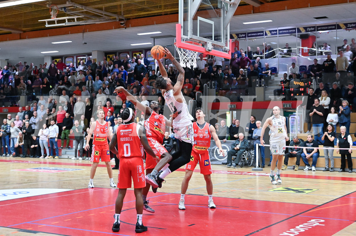 Basketball, Superliga 2024/25, Grunddurchgang 10.Runde, Flyers Wels vs. Traiskirchen Lions,
