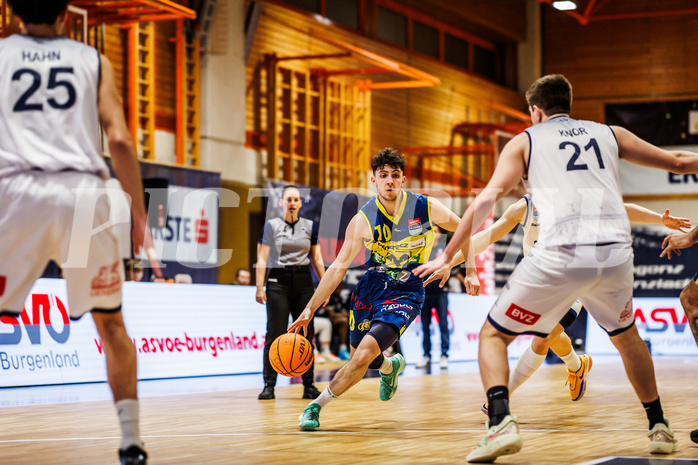 Basketball, win2day Basketball Superliga 2023/224, Grunddurchgang Runde 21, BBC Nord Dragonz, UBSC Graz, Elias Podany (10)