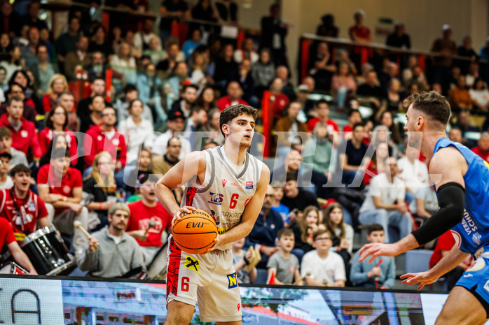 Basketball, win2day Basketball Superliga 2023/24, Viertelfinale Spiel 3, Traiskirchen Lions, SKN St.Pölten, Aleksej Kostic (6)