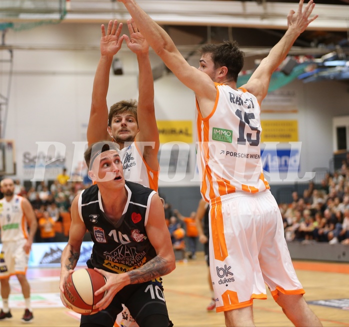 Basketball Basketball Superliga 2019/20, Grunddurchgang 1.Runde BK Dukes vs. Traiskirchen Lions


