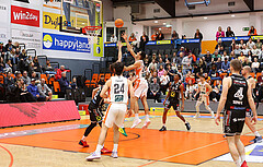 Basketball Superliga 2024/25, 2.Plazierungsrunde Klosterneuburg Dukes vs. Flyers Wels


