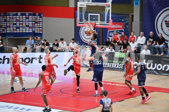 Basketball Superliga 2024/25, Playoff, Viertelfinale Spiel 1, Flyers Wels vs BBC Nord Dragonz,
