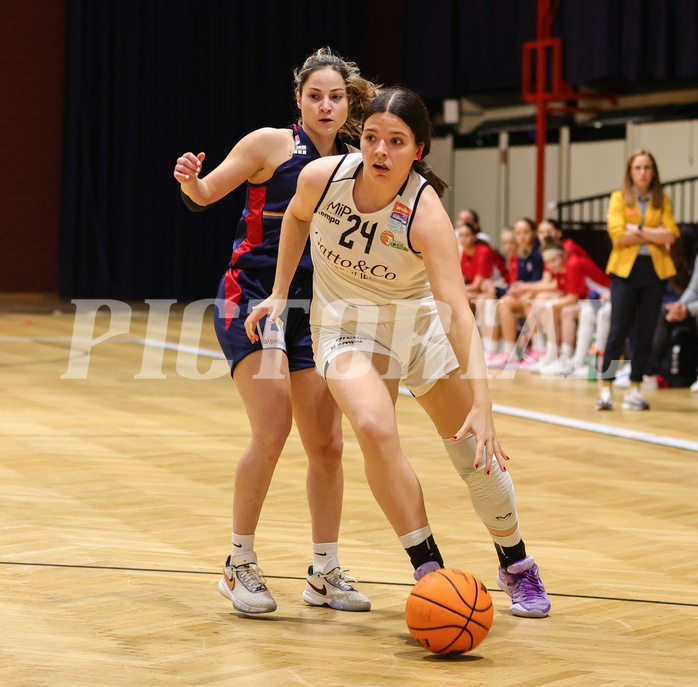 Basketball Damen Superliga 2023/24, Grunddurchgang 8.Runde Basket Flames vs. SKN St.Pölten


