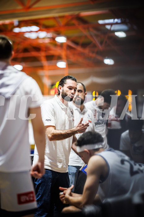 Basketball, Win2Day Superliga 2024/25, Playoffs Viertelfinale Spiel 4, BBC Nord Dragonz, Flyers Wels, Felix Jambor (Head Coach)